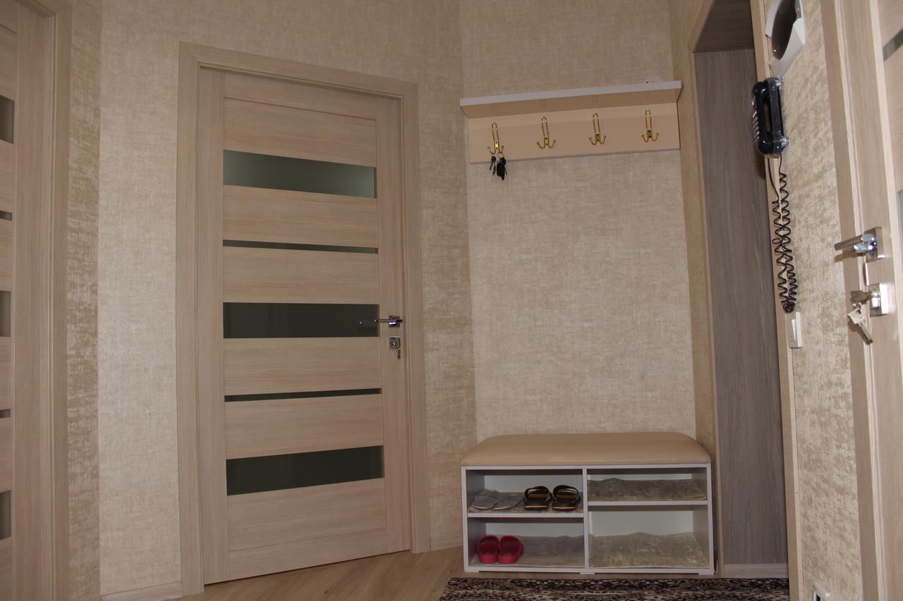 Apartment In The Karakol Heart Buitenkant foto